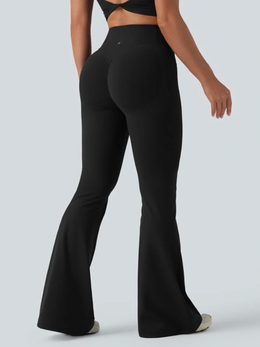 HALARA Black High-Waist Flare Pocket Leggings
